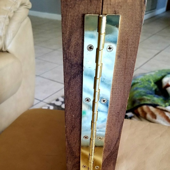 ♦♦SOLD ♦♦Jewelry display case - Picture 5 of 5